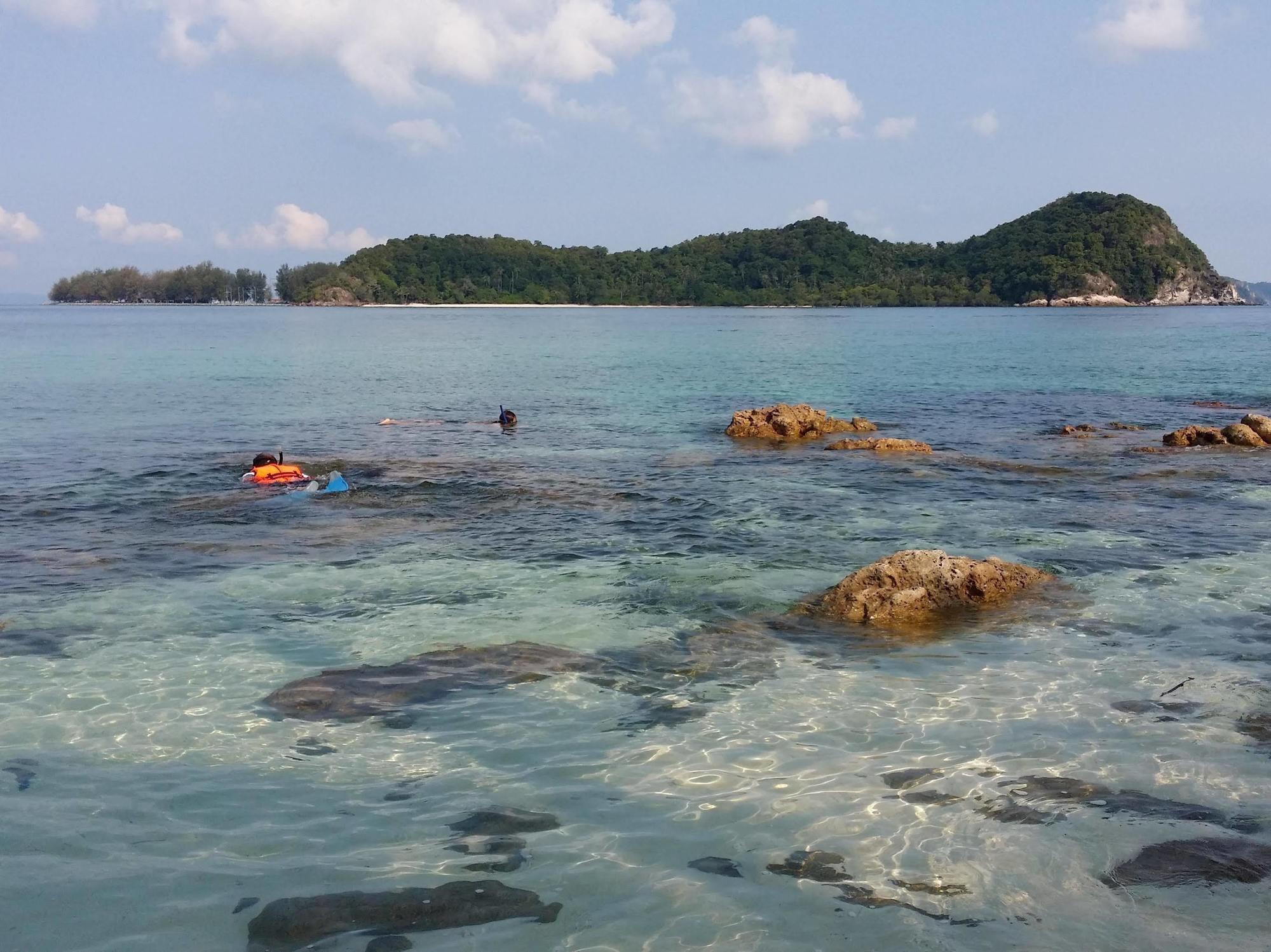 ซารี ปาซิฟิกา รีสอร์ต ซิบู ยะโฮร์ Hotel ปูเลาซิบู ภายนอก รูปภาพ
