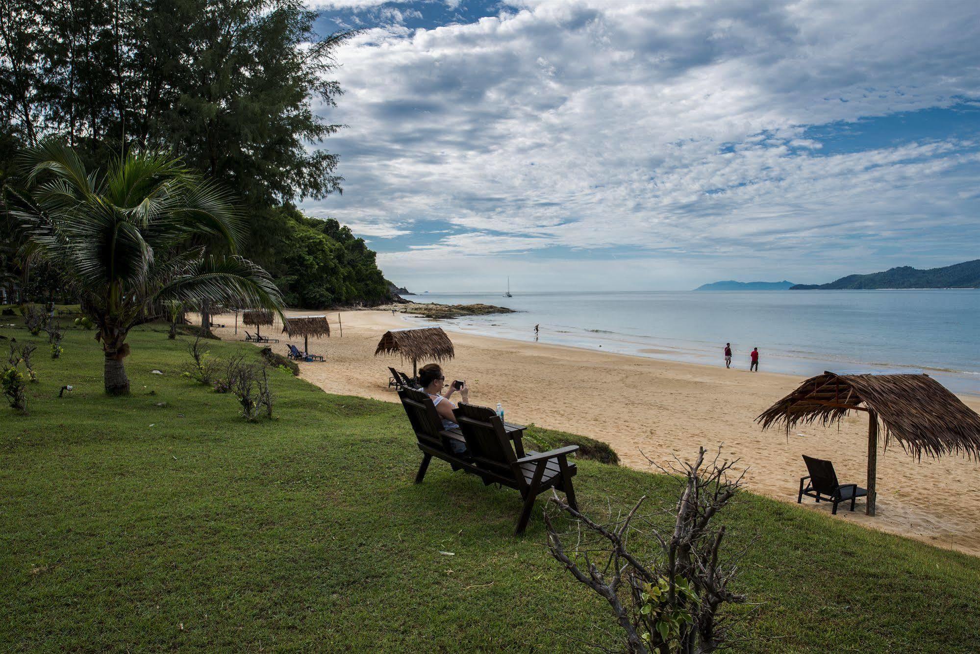 ซารี ปาซิฟิกา รีสอร์ต ซิบู ยะโฮร์ Hotel ปูเลาซิบู ภายนอก รูปภาพ