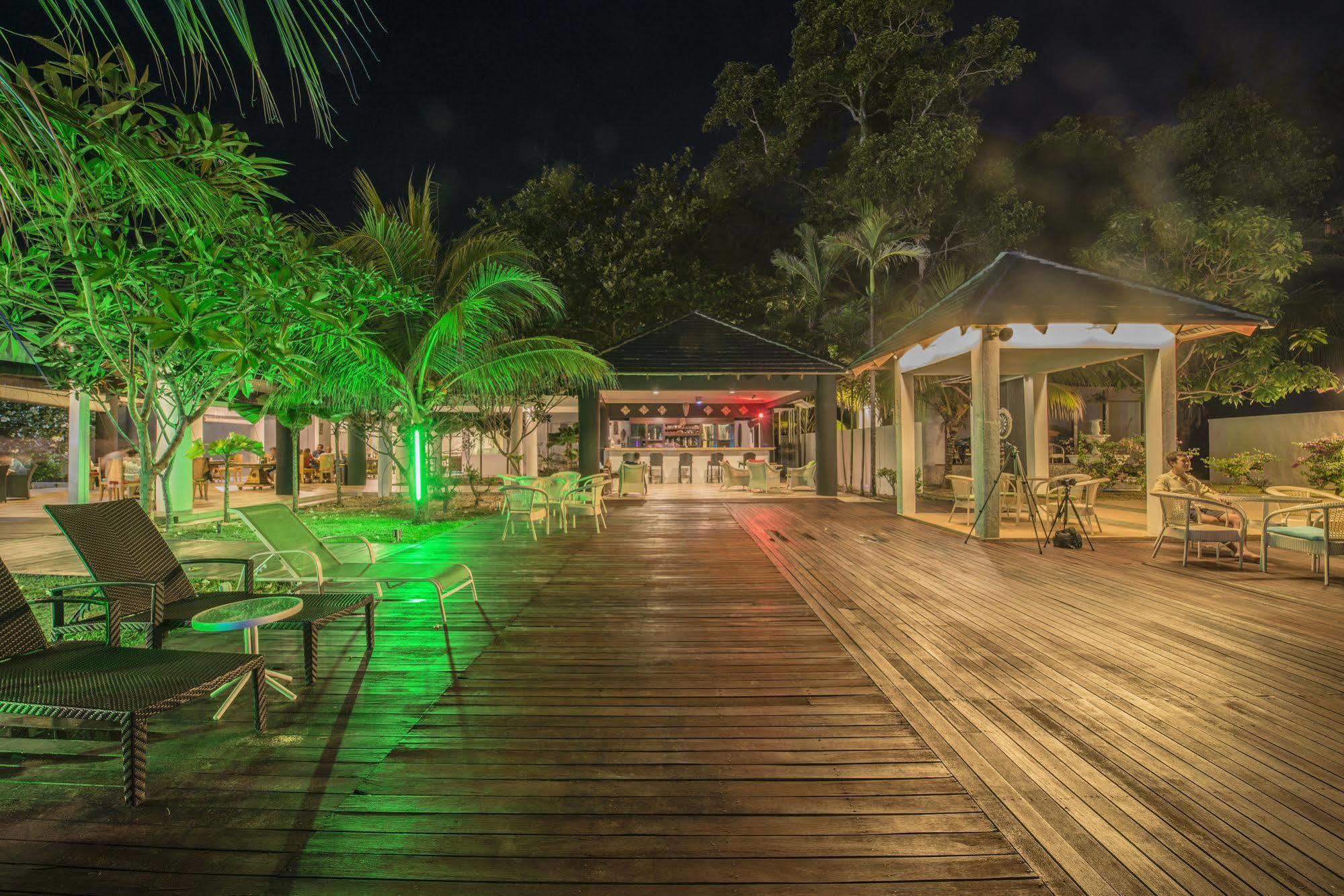 ซารี ปาซิฟิกา รีสอร์ต ซิบู ยะโฮร์ Hotel ปูเลาซิบู ภายนอก รูปภาพ